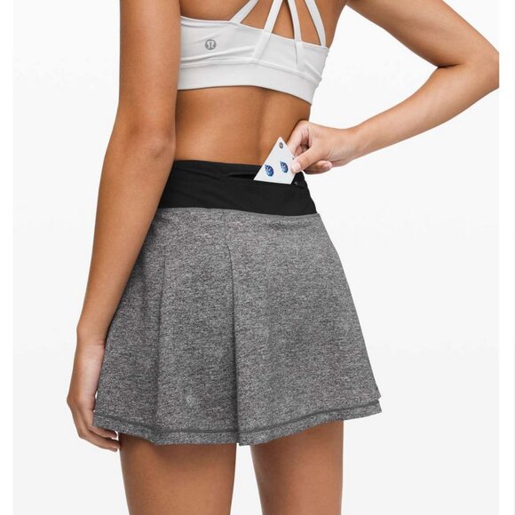 lululemon athletica Gray and Black Skirt - Picture 4 of 12